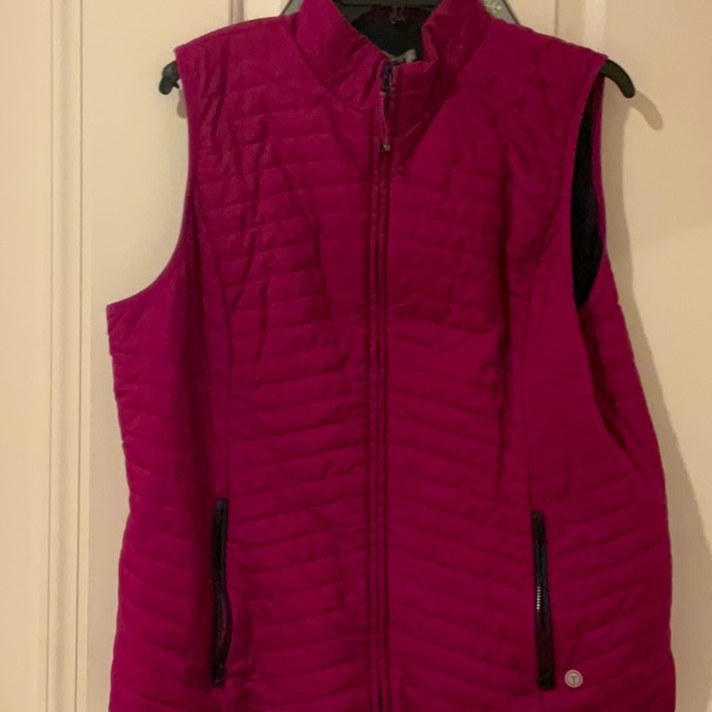 Talbots quilted vest light burgundy
